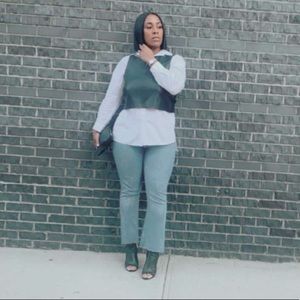 Meet your Posher, Maria